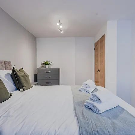 Stunning Three Bedroom Townhouse In The Jewellery Quarter, Birmingham City Centre Sleeps 5- Free Parking Exterior photo