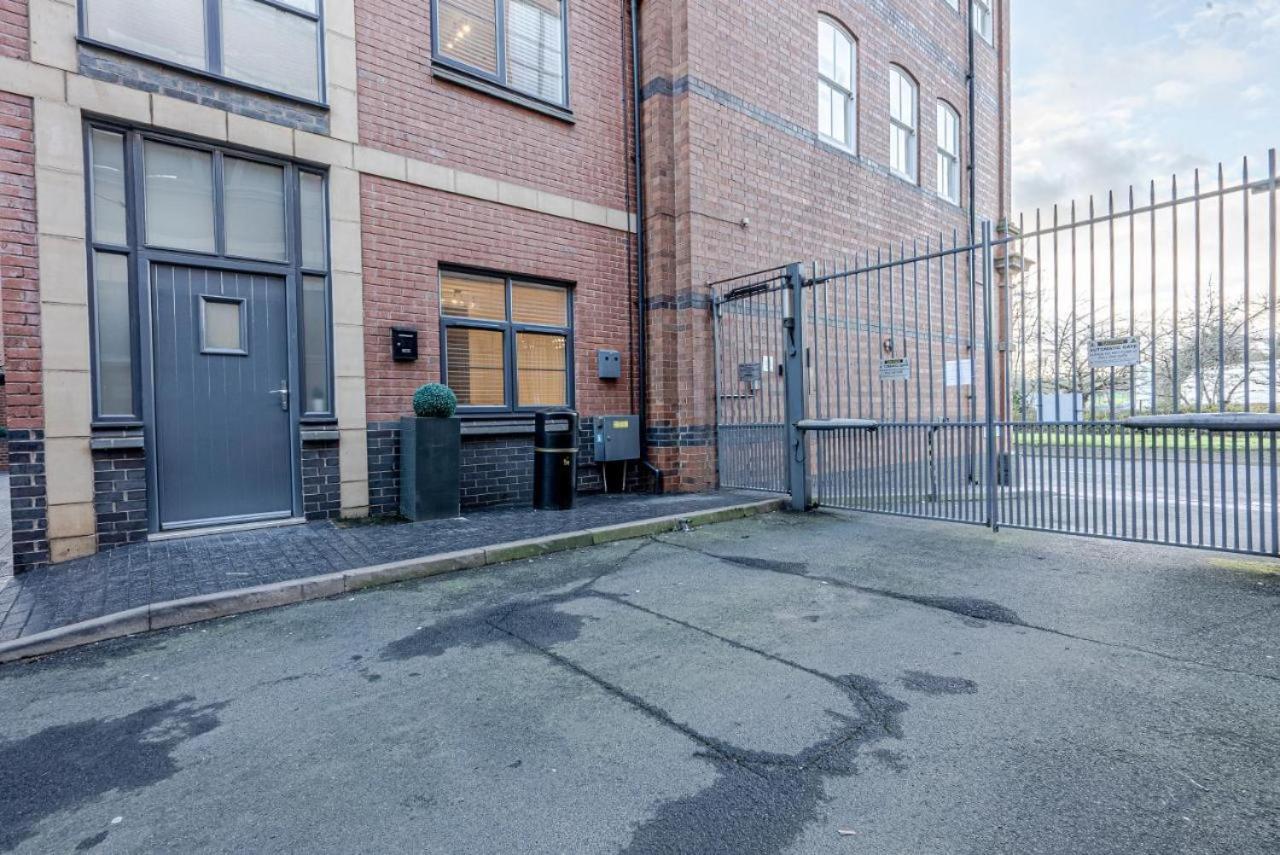 Apartment Stunning Three Bedroom Townhouse In The Jewellery Quarter, Centre Sleeps 5- Free Parking Birmingham