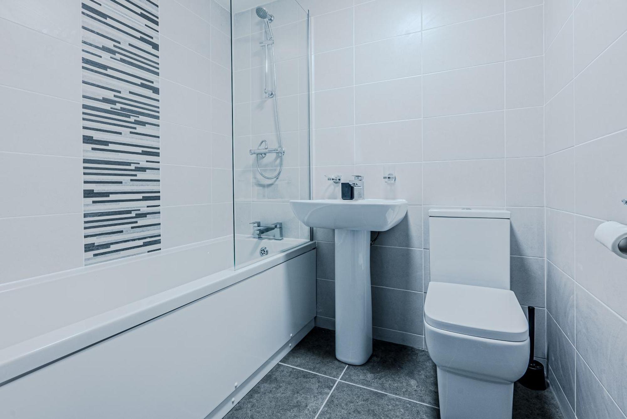 Stunning Three Bedroom Townhouse In The Jewellery Quarter, Centre Sleeps 5- Free Parking *